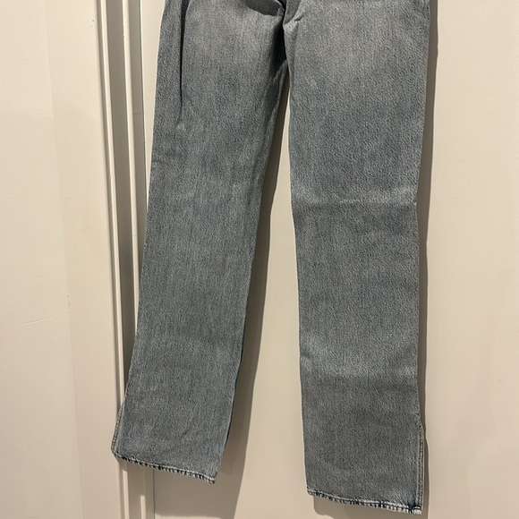 H&M JEANS WITH SLIT ON HEM - Picture 10 of 12